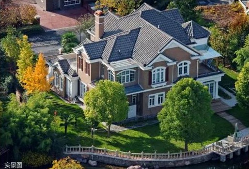 院子愈大，，，愈从容